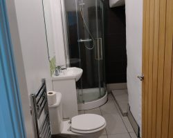The map room bathroom with shower